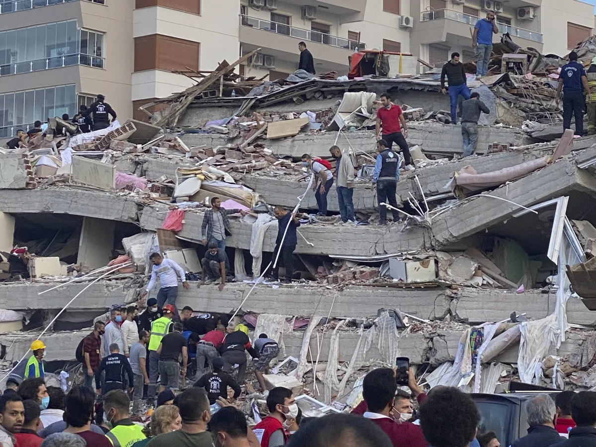 Turkey_earthquake_Izmir_AP_Images