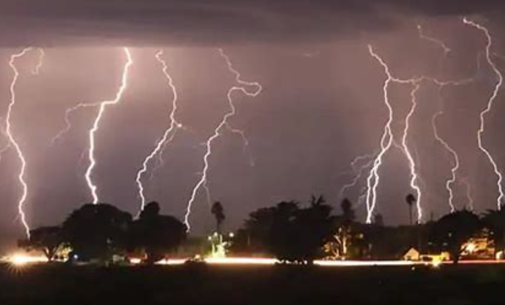 India thunder lightening